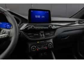 Ford Kuga (2021) thumbnail 36