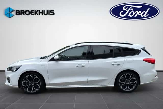 Ford Focus (2019) thumbnail 3