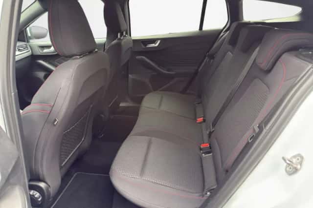 Ford Focus (2019) thumbnail 6
