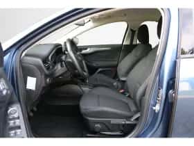 Ford Focus (2020) thumbnail 5