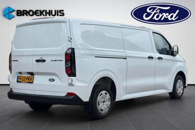 Ford Transit Custom (2024) thumbnail 4