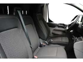 Ford Transit Custom (2024) thumbnail 6