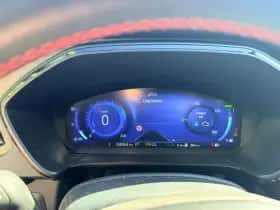 Ford Kuga (2021) thumbnail 5