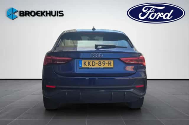 Audi Q3 (2022) thumbnail 5
