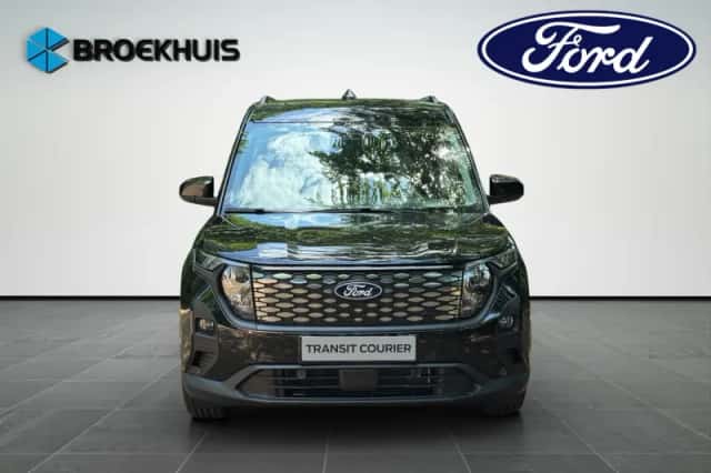 Ford Tourneo Courier (2026) thumbnail 2