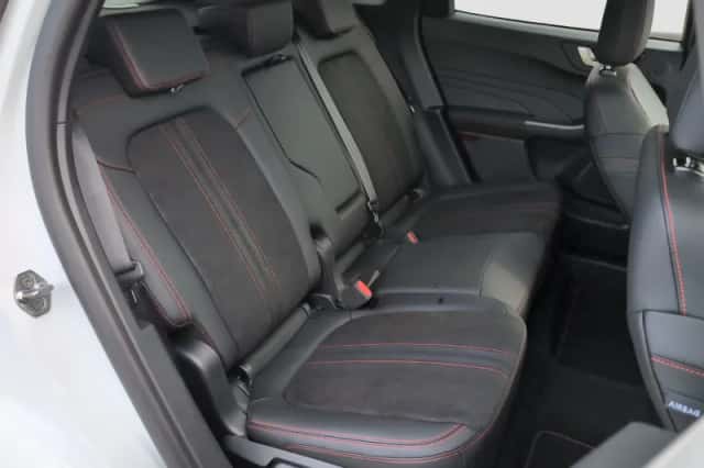 Ford Kuga (2026) thumbnail 5