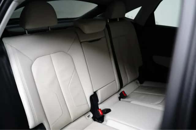 Audi Q3 (2023) thumbnail 5