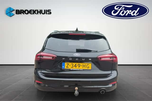 Ford Focus (2024) thumbnail 5