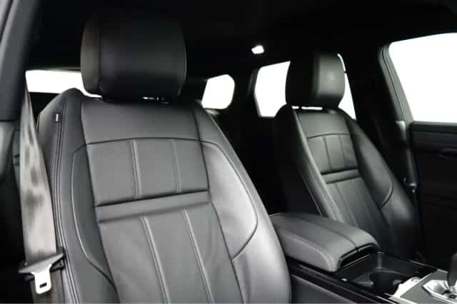 Land Rover Range Rover Evoque (2023) thumbnail 4