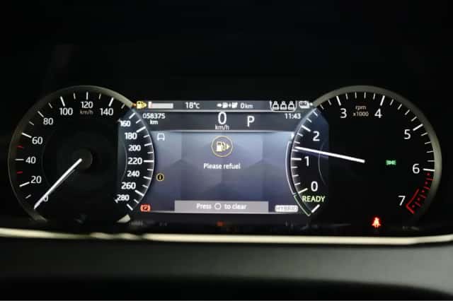 Land Rover Range Rover Evoque (2023) thumbnail 6