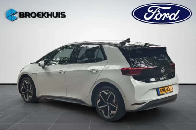 Volkswagen ID.3 (2023) thumbnail 3