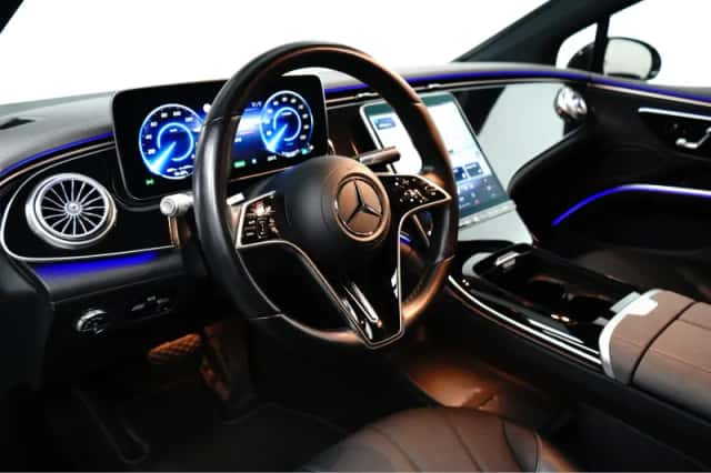Mercedes-Benz EQS (2022) thumbnail 4