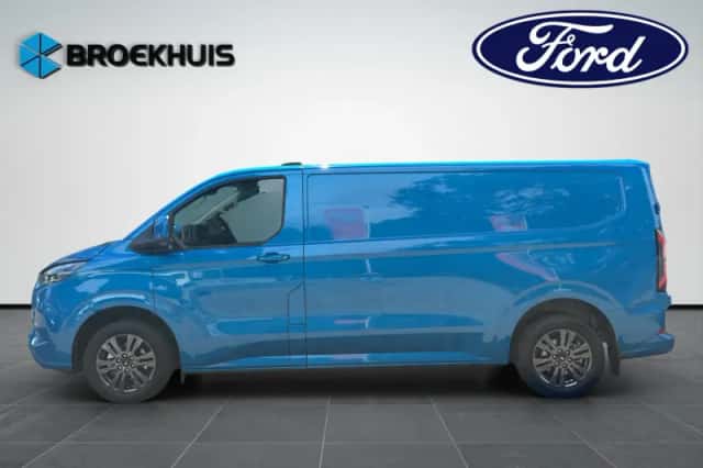 Ford E-Transit Cust (2025) thumbnail 2