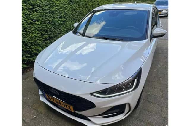 Ford Focus (2023) thumbnail 1