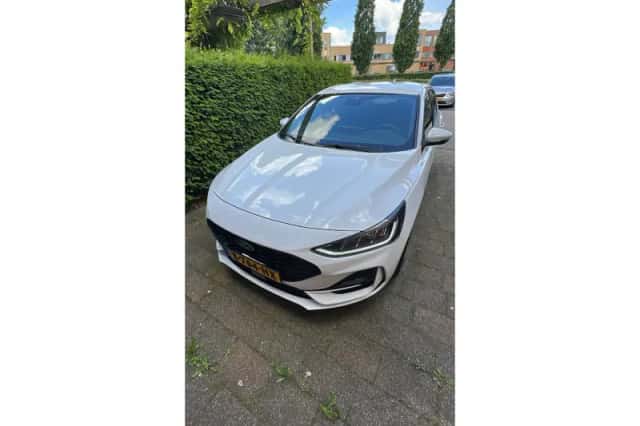 Ford Focus (2023) thumbnail 1