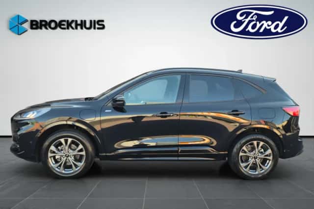 Ford Kuga (2024) thumbnail 2