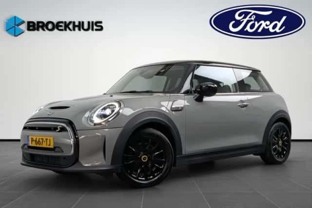 MINI Electric (2022) thumbnail 1