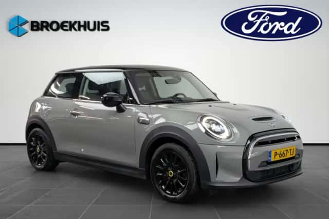 MINI Electric (2022) thumbnail 3