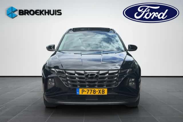 Hyundai Tucson (2022) thumbnail 2