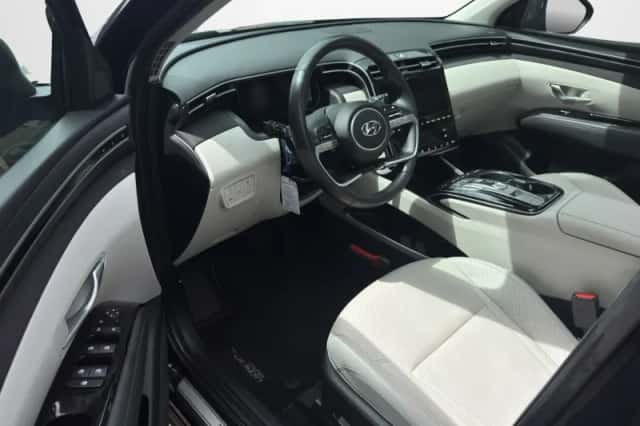 Hyundai Tucson (2022) thumbnail 5