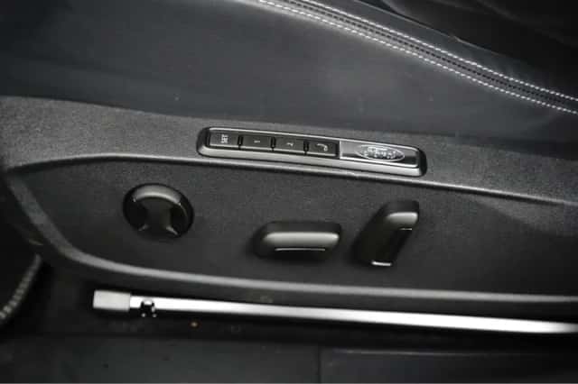 Ford Capri (2025) thumbnail 5