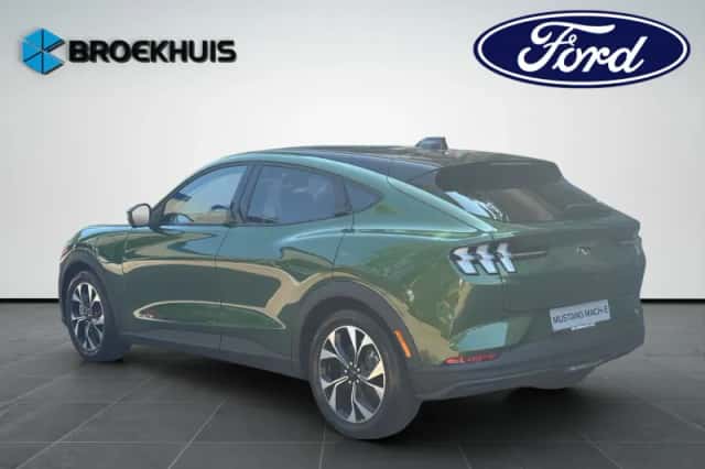 Ford Mustang Mach-E (2026) thumbnail 4