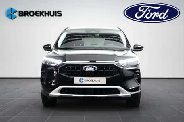 Ford Kuga (2024) thumbnail 2