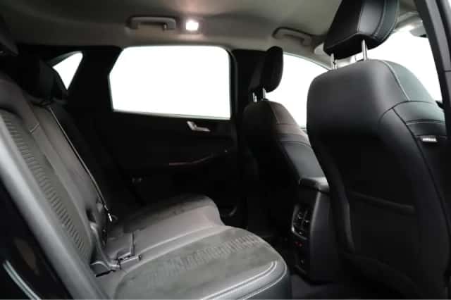 Ford Kuga (2024) thumbnail 5