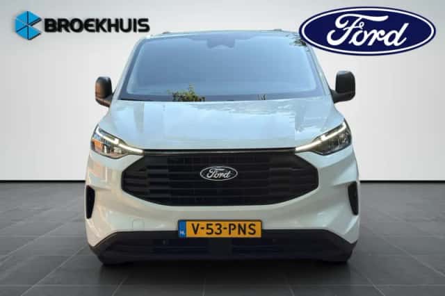 Ford Transit Custom (2024) thumbnail 3