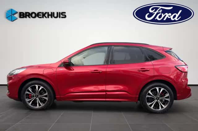 Ford Kuga (2021) thumbnail 3