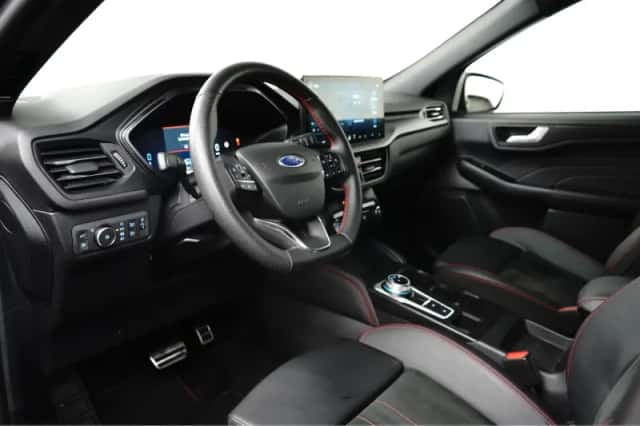 Ford Kuga (2024) thumbnail 4