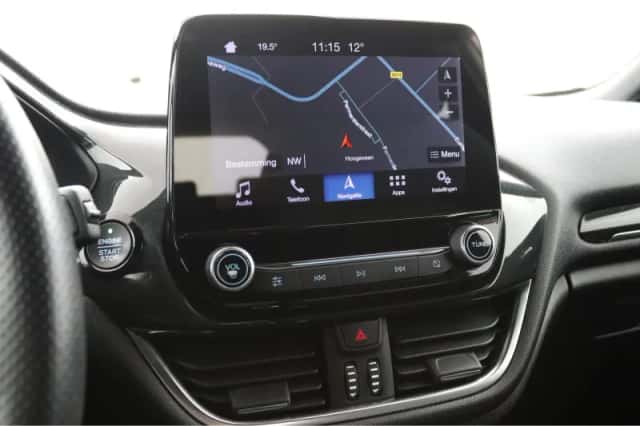 Ford Fiesta (2019) thumbnail 5