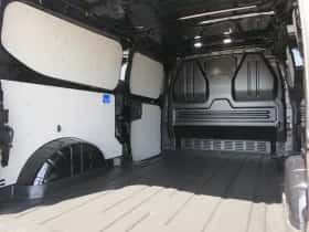 Ford Transit Custom (2025) thumbnail 13