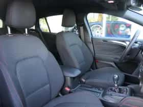 Ford Focus (2021) thumbnail 7