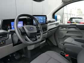 Ford E-Transit Custom (2024) thumbnail 5