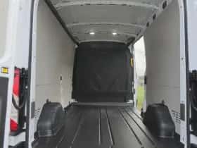 Ford Transit (2024) thumbnail 10