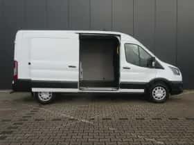 Ford Transit (2024) thumbnail 3