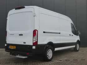 Ford Transit (2024) thumbnail 4