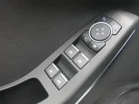 Ford Fiesta (2020) thumbnail 24