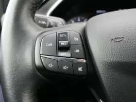 Ford Focus (2021) thumbnail 11
