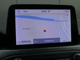 Ford Focus (2021) thumbnail 5