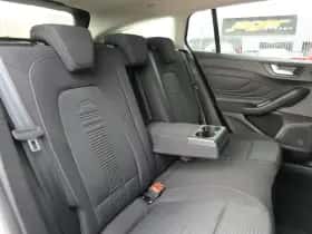 Ford Focus (2021) thumbnail 10