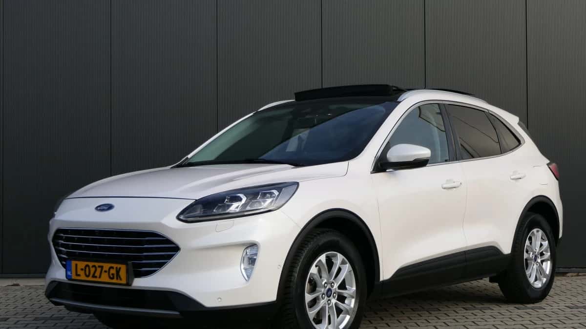 Ford Kuga (2021) — foto 1