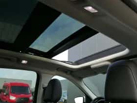 Ford Kuga (2021) thumbnail 11
