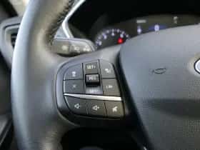Ford Kuga (2021) thumbnail 12