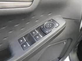 Ford Kuga (2021) thumbnail 35