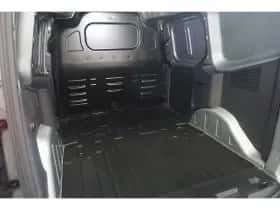 Ford E-Transit Courier (2025) thumbnail 35