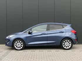 Ford Fiesta (2021) thumbnail 2