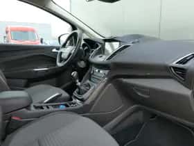 Ford C-Max (2019) thumbnail 6