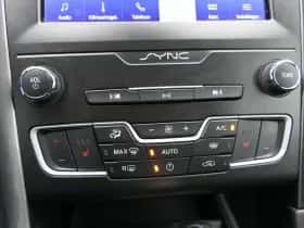 Ford Mondeo (2021) thumbnail 21